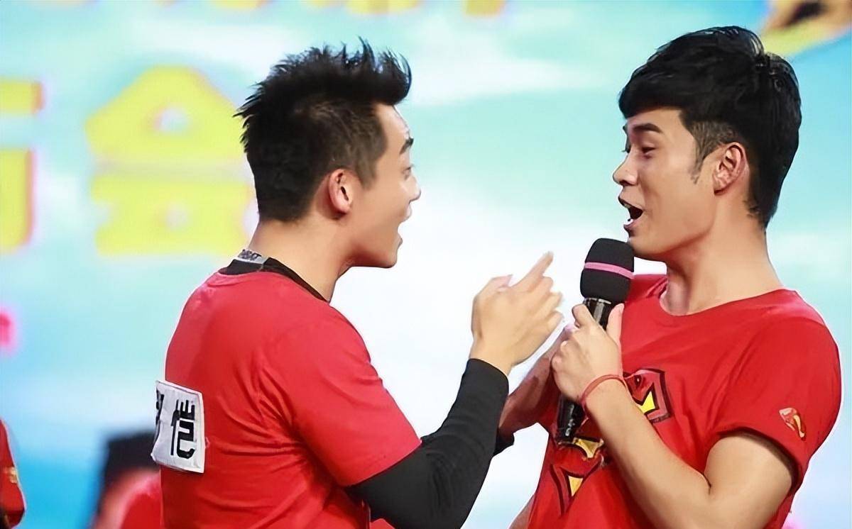 大学四年,杜江,陈赫,郑恺是形影不离的好哥们.