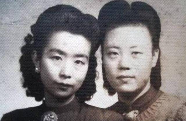 1917年,杨宛君出生在一个艺术世家,他的父亲是北京的著名月琴演奏家