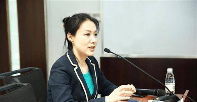 女博士史蛟:拒绝百万年薪回国教书,34岁仍单身,学生很焦虑_知识_北大