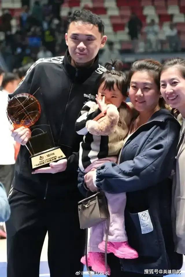 反证乔帅和姚帅识人不明用人不准,因为男篮缺投手_贾明_1_cba