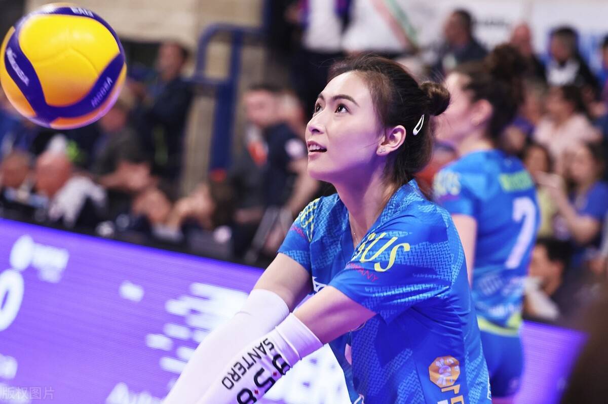 中国女排天才新星崛起,狂砍17分闪耀欧洲,朱婷盼到_缪伊雯_球员_水平