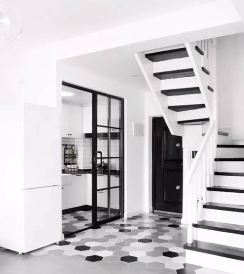 赖在家中不想出门_改造_装修_楼梯