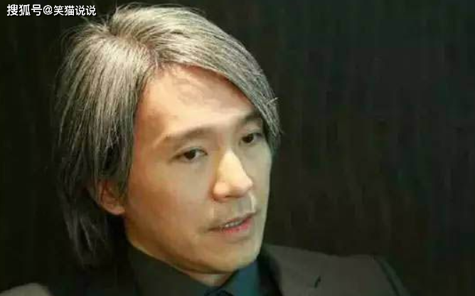 周星驰晒照:与女足赵丽娜李佳悦见面,邀请加入新作!