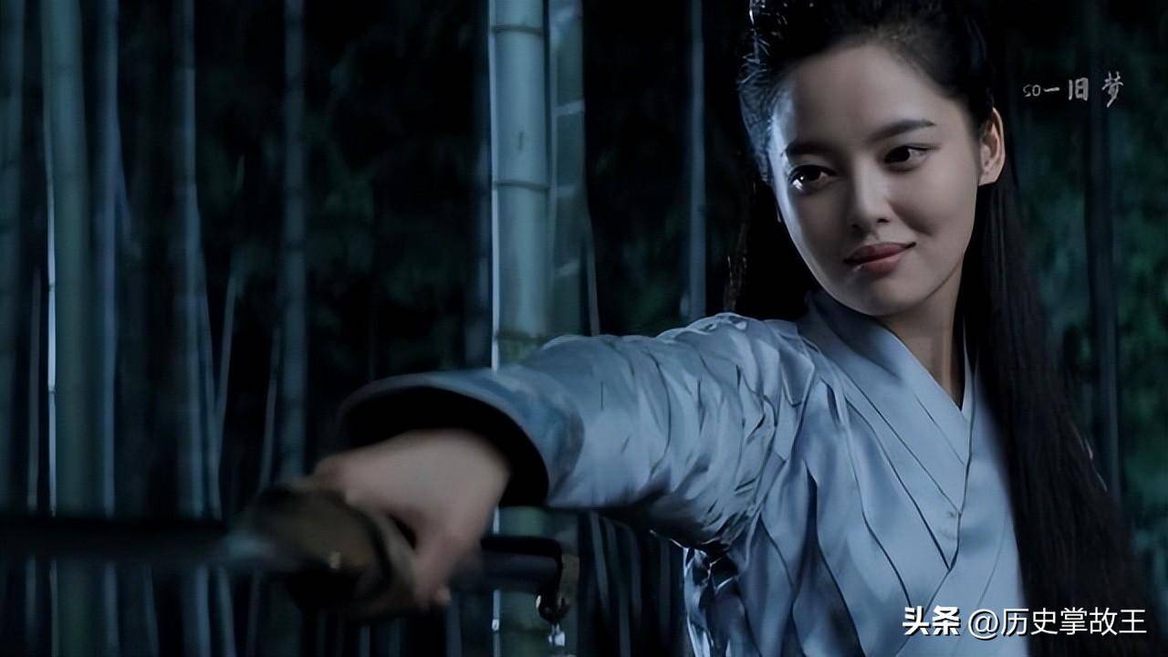 "拼命三娘"辛芷蕾:父亲瘫痪五年,亲口承认对金钱充满了欲望_甄子丹