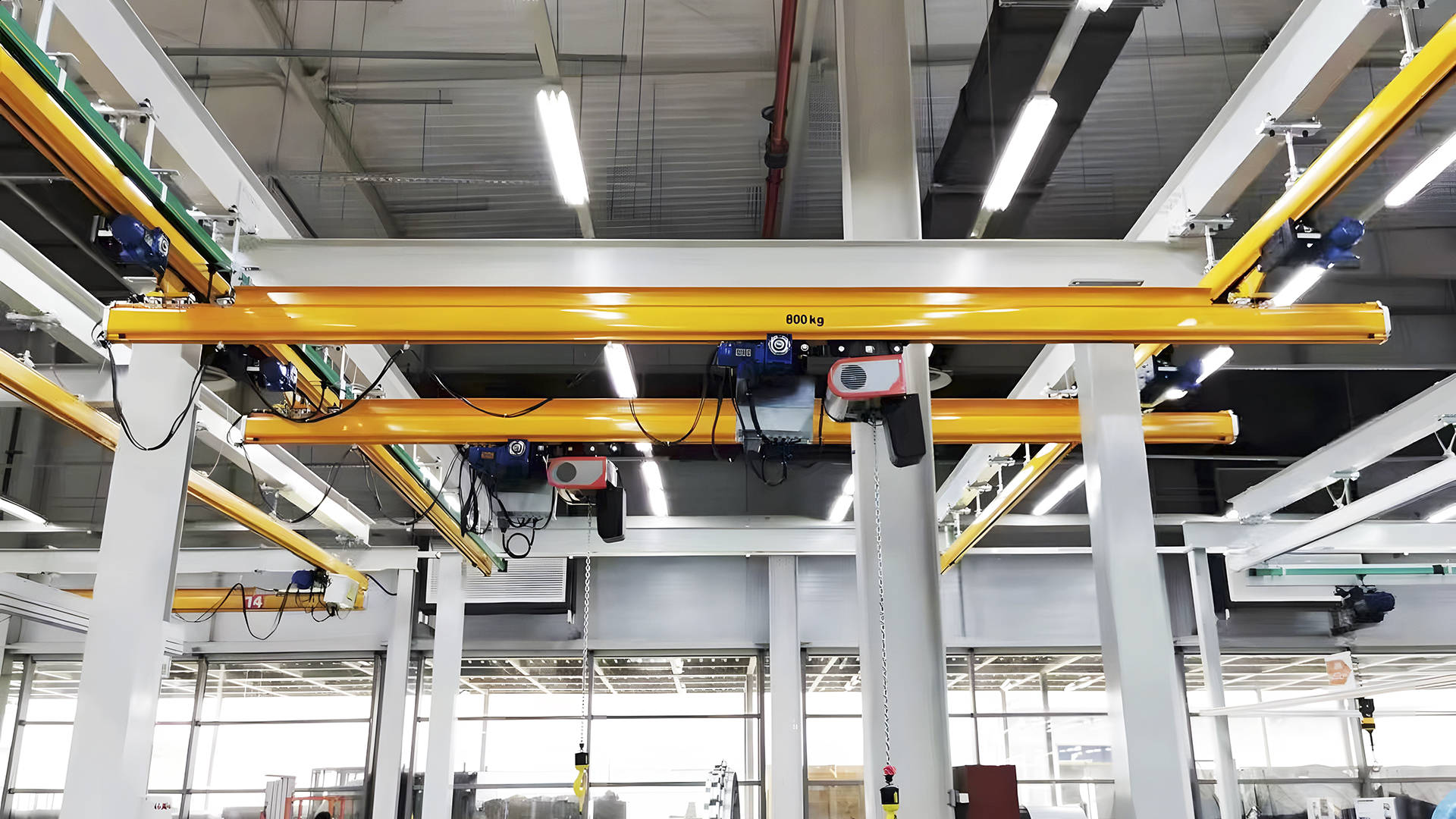 工厂物料搬运的新选择:kbk起重机的优势分析_生产_工人_效率