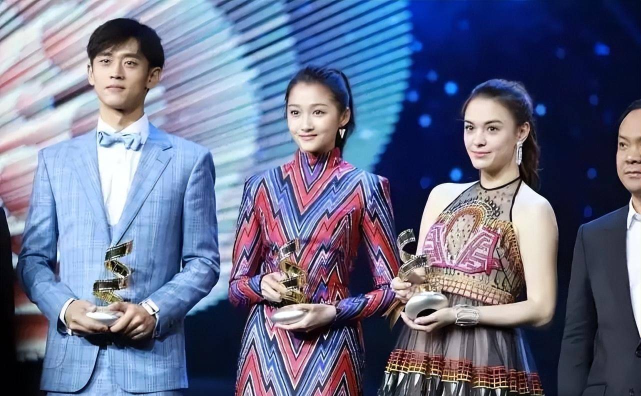 被造型师坑得这么惨,这些女明星的教训太惨痛了_刘亦菲_阿娇_关晓彤