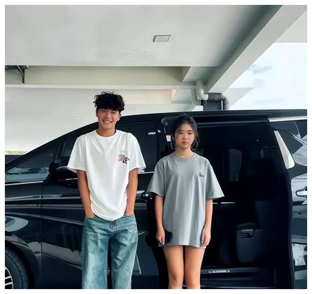 汪峰女儿最新照片曝光离异家庭明星子女为何越长越美