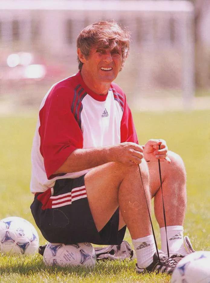 27年过去了,才发现史上最强的97国足,冲击世界杯失利仅少了米卢