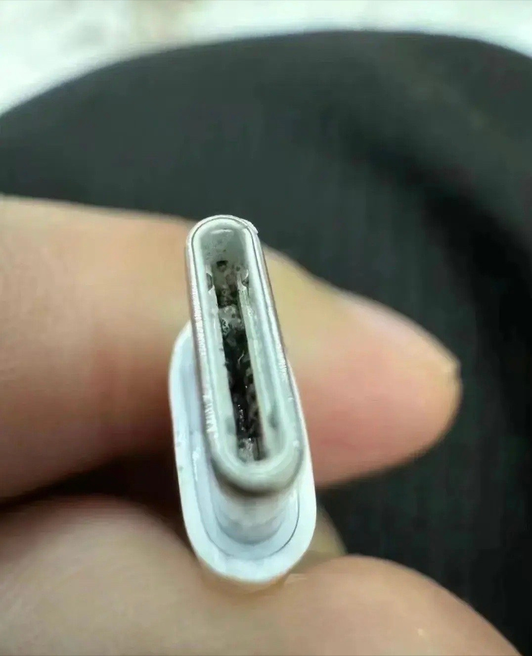 原创血的教训iphone15系列和安卓充电器通用一定要慎重不要乱用