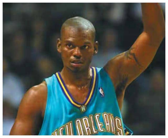 原创退役后身价数十亿马什本争抢30岁女演员毁前程基德入局