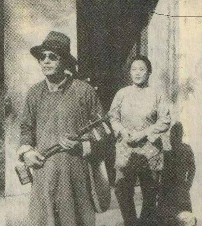 原创阿炳的真实一面又嫖又赌双眼因花柳病而瞎晚年绝望上吊自杀