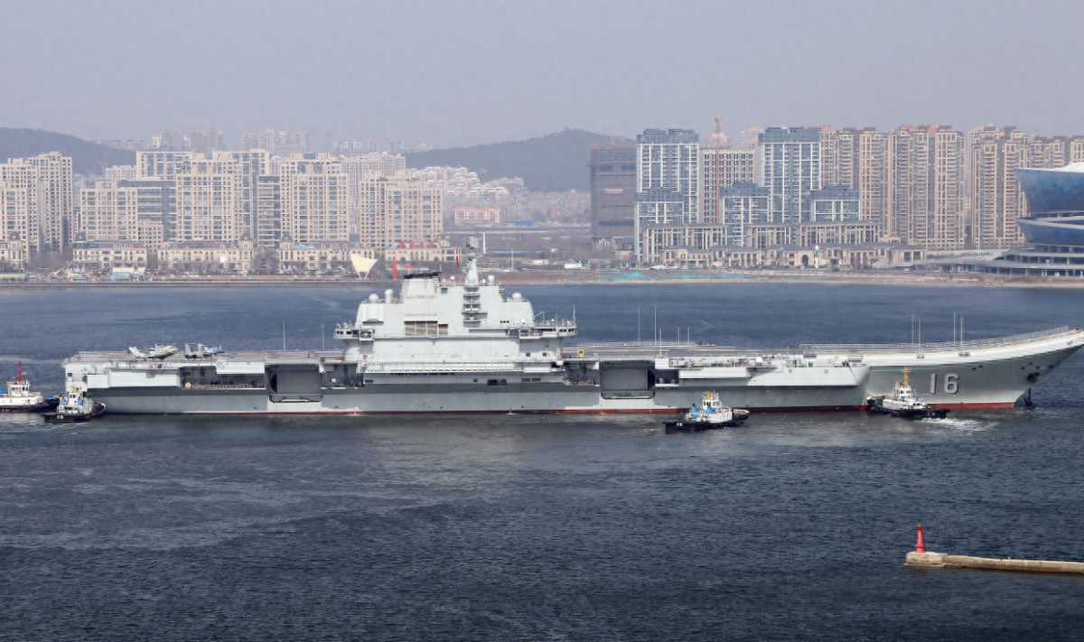 原创辽宁号升级后海试甲板出现不寻常一幕歼35即将服役