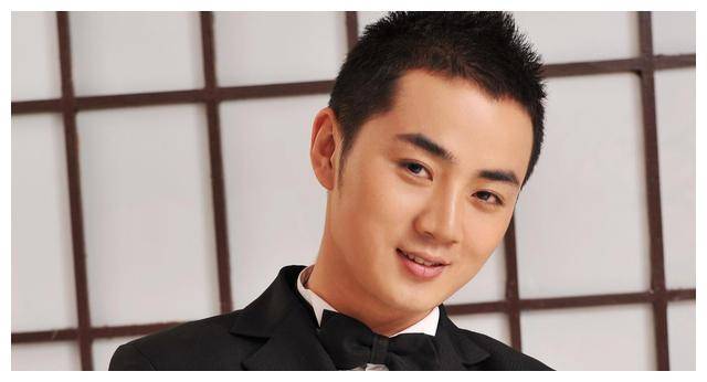 原创演员余少群消失或许是演艺界最大的损失与悲哀