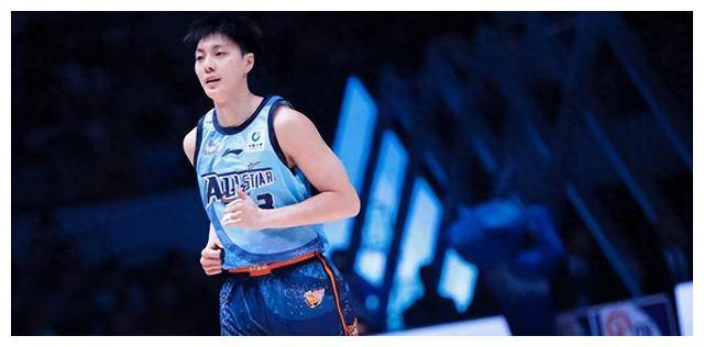 原创胡明轩当选票王全明星mvp双料荣誉称号真言直指实至名归