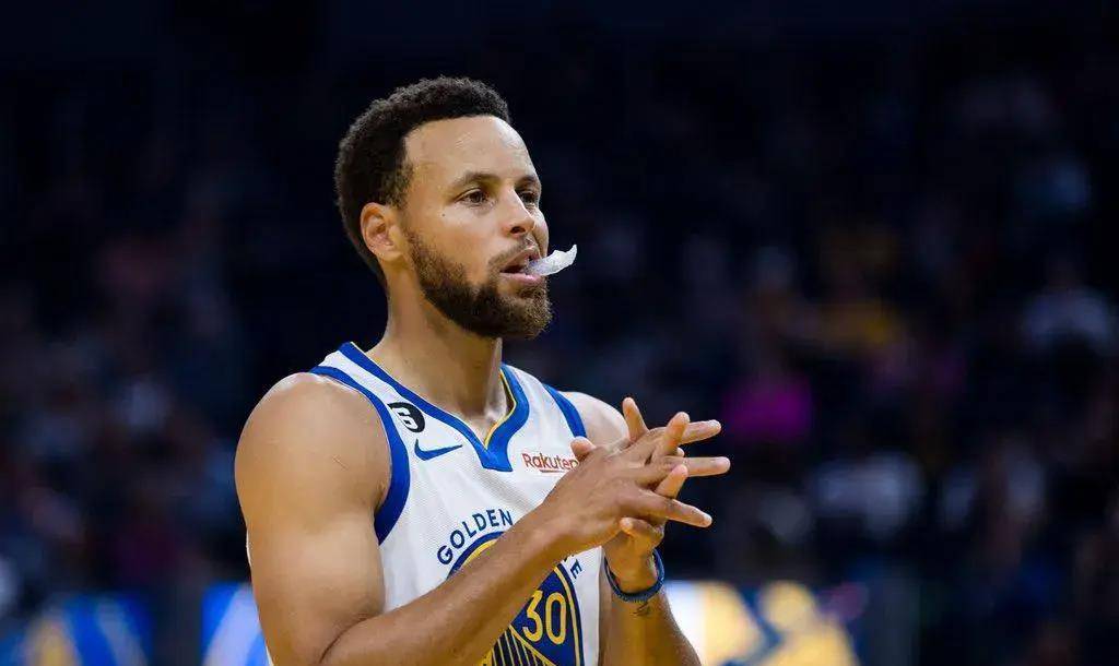 索汉谈与阿门-汤普森的冲突:没什么事 这只是场上的竞争_球员_比赛