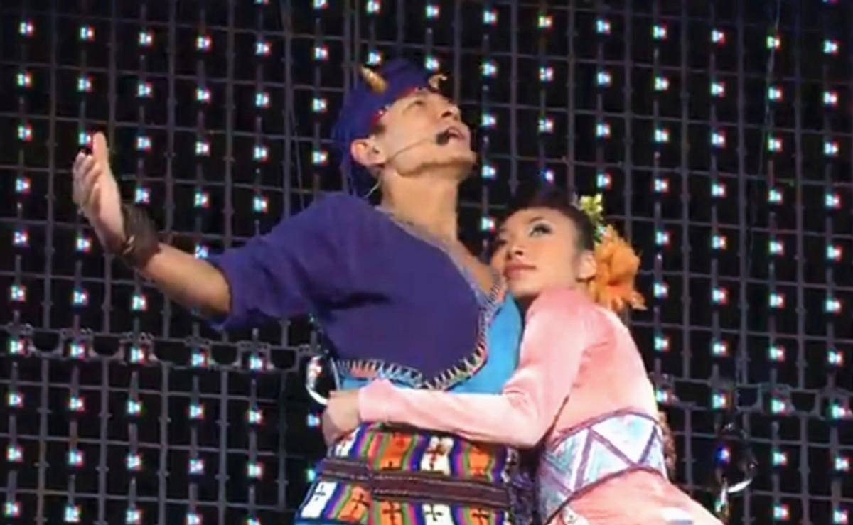 原创刘德华的疯狂粉丝41岁依然单身这辈子我只给刘德华伴舞