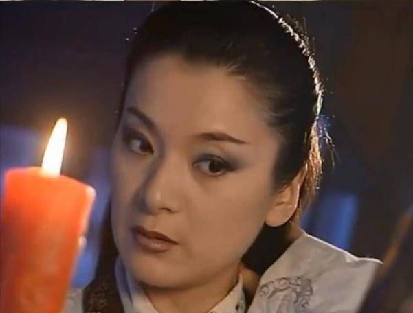 原来2003年的《倚天屠龙记》,汇集了中国最美女演员_赵敏_张无忌_观众