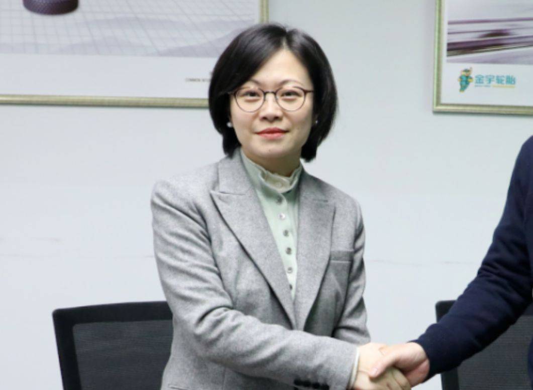 宏盛橡胶科技董事长 张静双星集团总裁 张军华赛轮集团股份有限公司