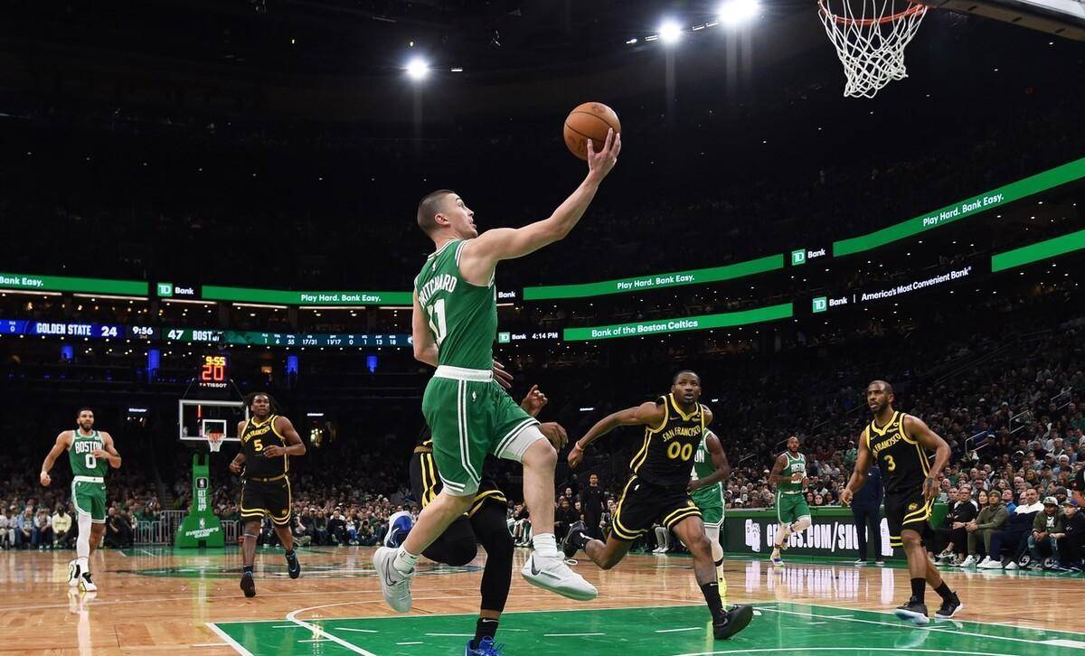 原创凯尔特人狂胜勇士杰伦布朗赛后霸气回应追梦格林不尊重人