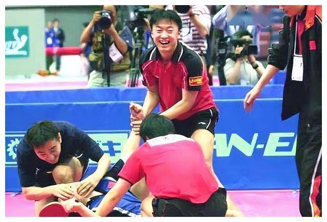 原创刘国正逆袭7赛点樊振东力挽局势谁才是真实强者