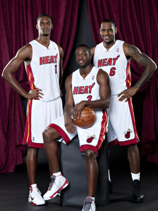 原创家长莱利给韦德找媳妇给波什下了聘礼詹姆斯随后高调宣布插足