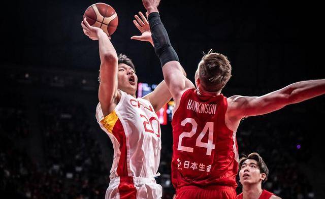 男篮亚预赛中国主帅输球甩锅胡金秋哽咽落泪菲律宾轰106分