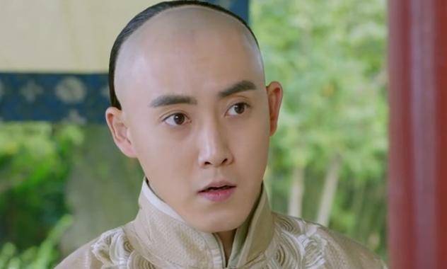 原创阿巴亥被迫殉葬到底是为自己私情买单还是沦为了宫斗的牺牲品