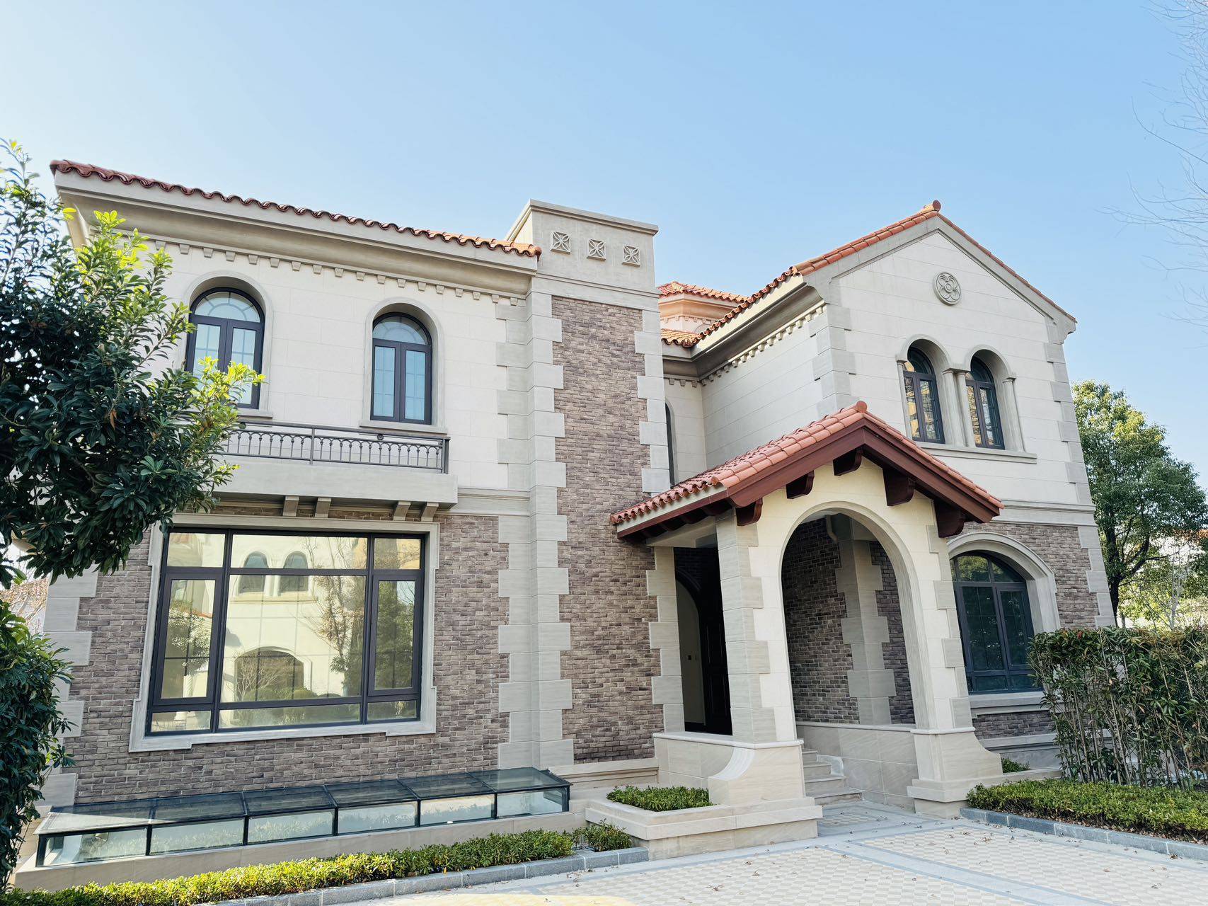 首页上海新虹桥首府售楼处电话新虹桥首府详情户型小区环境最新消息