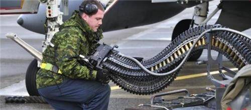 二战时,打造一颗子弹的成本是多少,说出来你都不一定会信_火枪_狙击枪