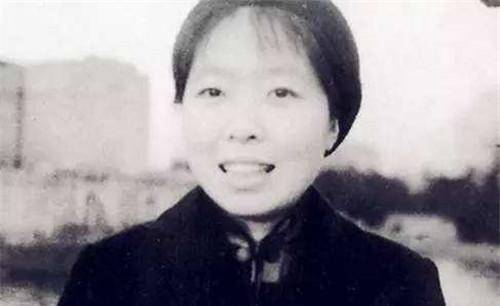 23岁娶32岁才女,相濡以沫6年,才女难产去世,他孤身活到74岁_庐隐_李唯