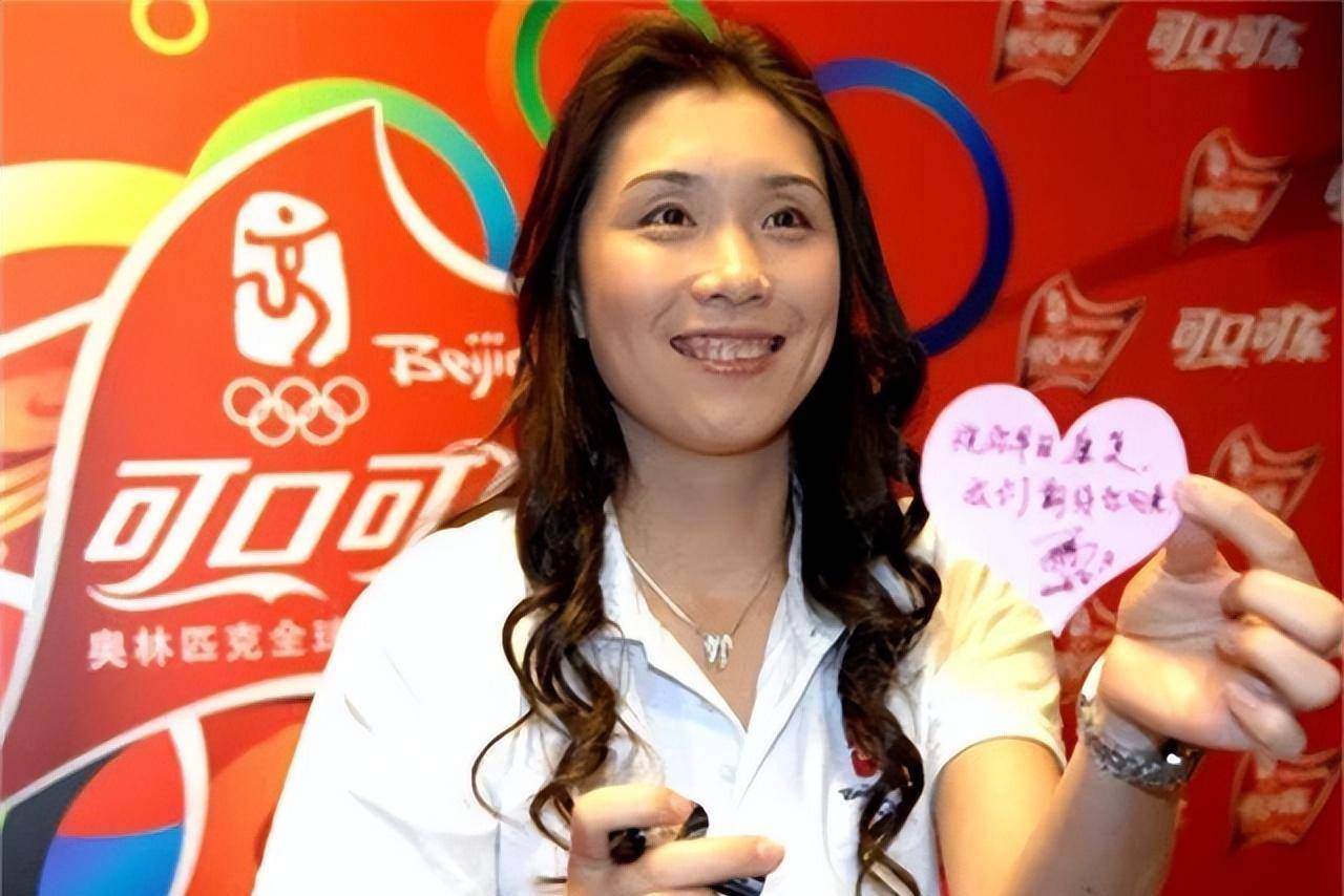 原创50岁前女排队长近况面容松弛不复甜美皱纹明显模样苍老