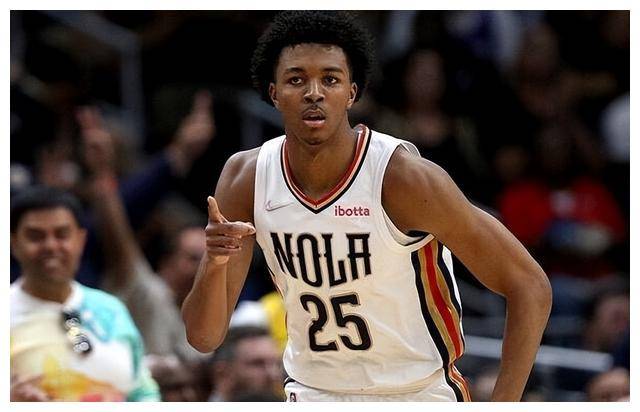 原创17号新秀重现传奇超越库里之路稳定合同锁定未来