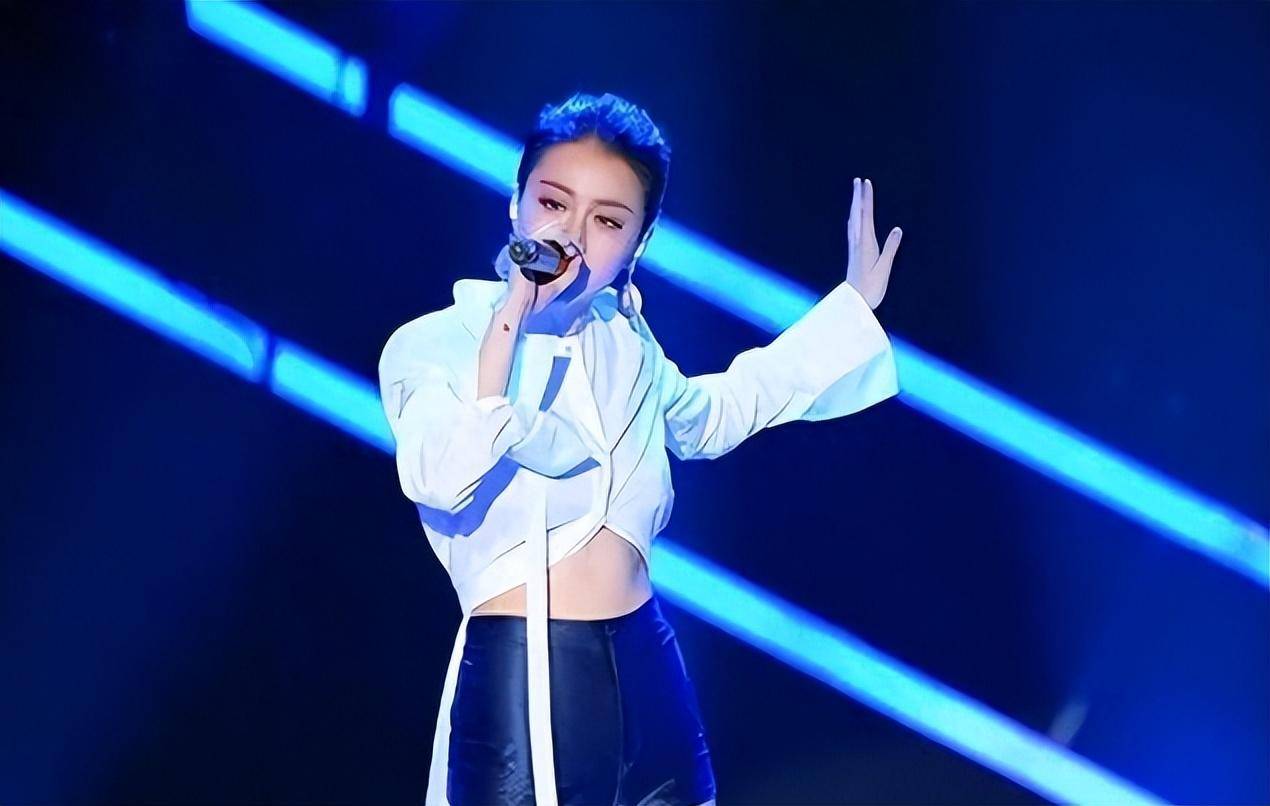 好声音没有夺冠,却意外嫁给爱奇艺总裁,34岁成了人生大赢家_李嘉格