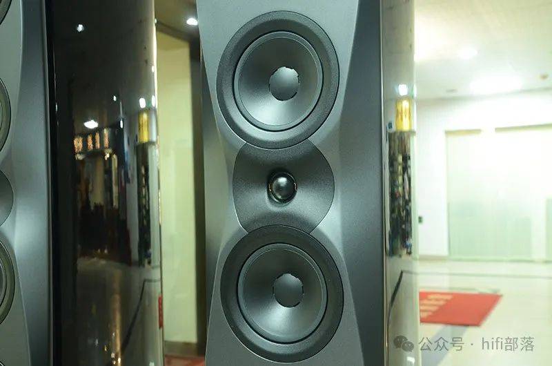丹麦丹拿dynaudioconfidence50新款次旗舰信心50落地音箱