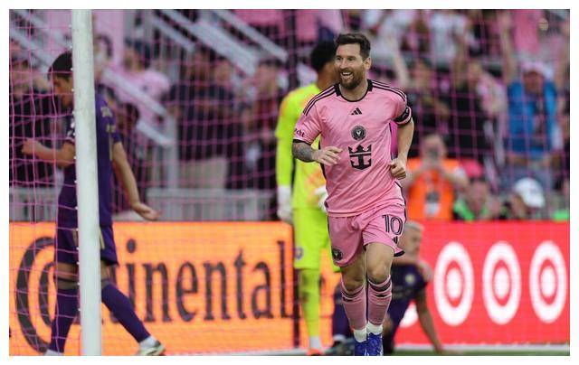 巴萨签约13岁梅西!在美拍卖,餐巾纸起拍价高!_足球俱乐部_合约_传奇