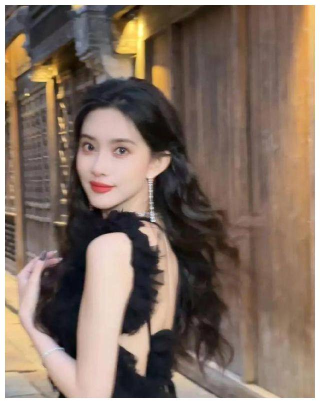 28岁美男孟子义身材完美性感高挑网友惊呼实在太迷人