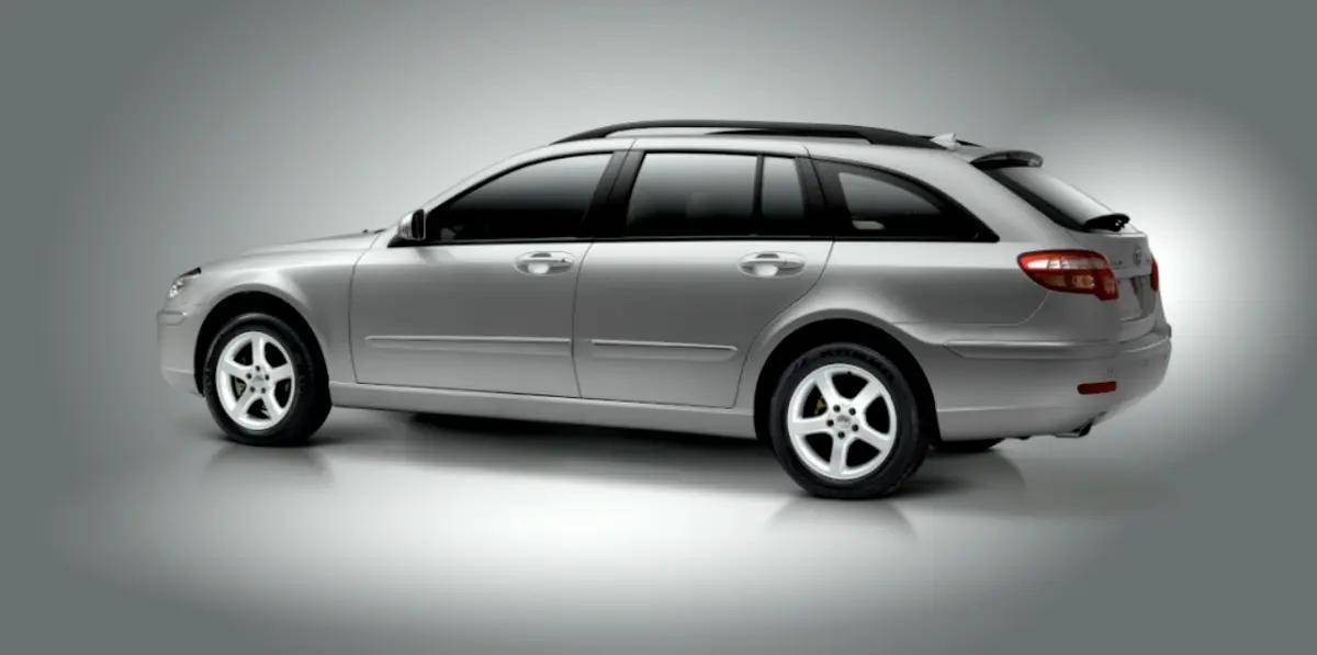 国产车发展史中两款重要车型,中华骏捷和夏利2000,你知道哪款?