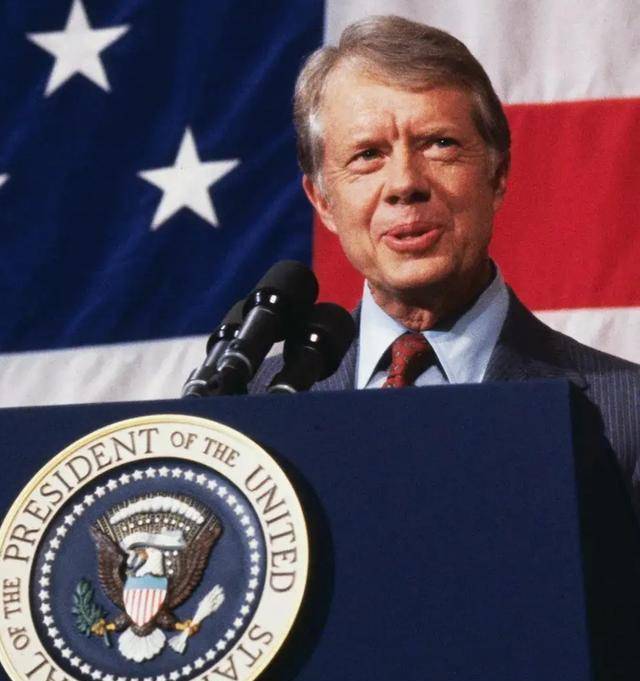 他们分别是威廉·塔夫脱,赫伯特·胡佛,杰拉尔德·福特,吉米·卡特