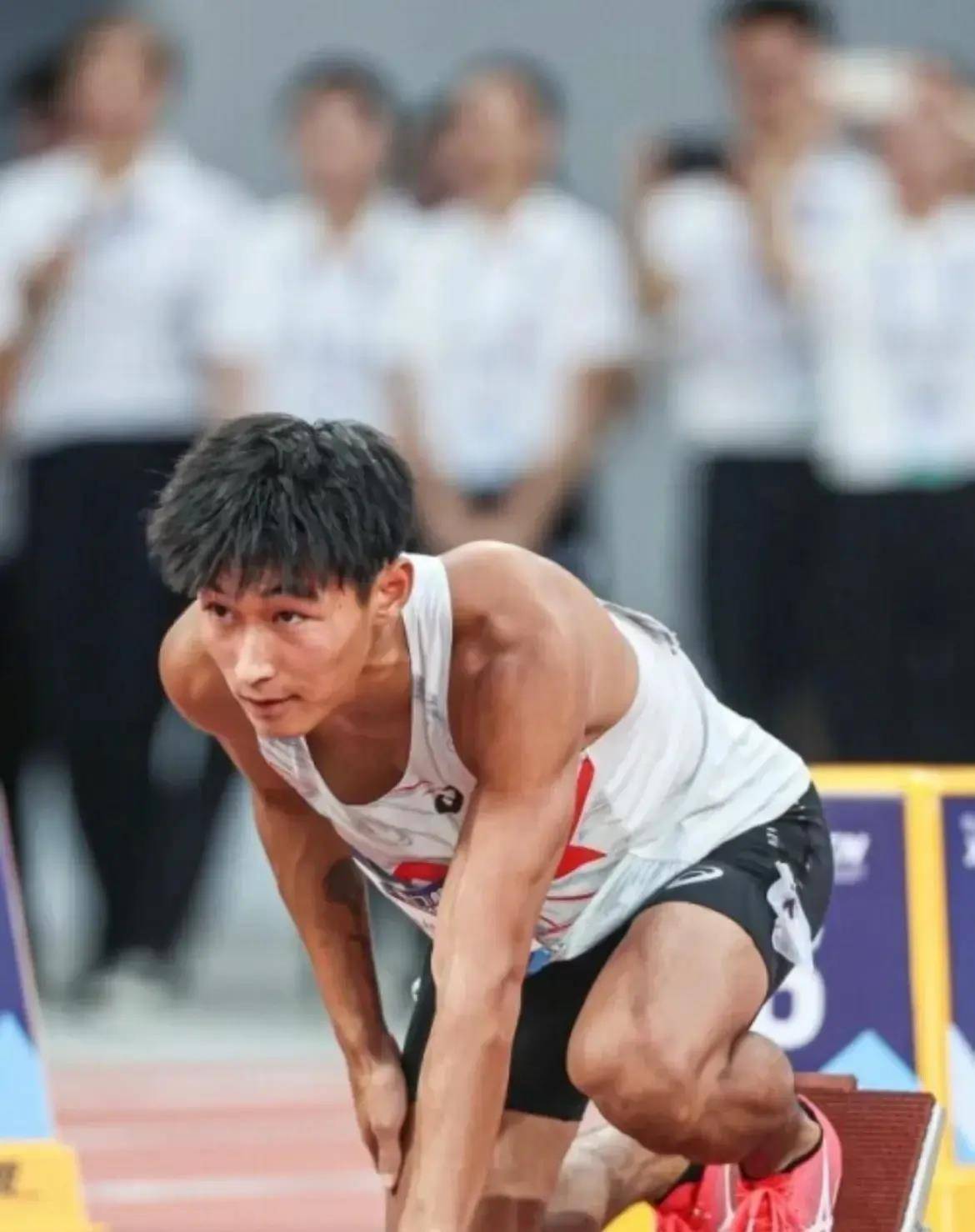 原创带你们看看短跑运动员们的精彩片段我们的骄傲哦