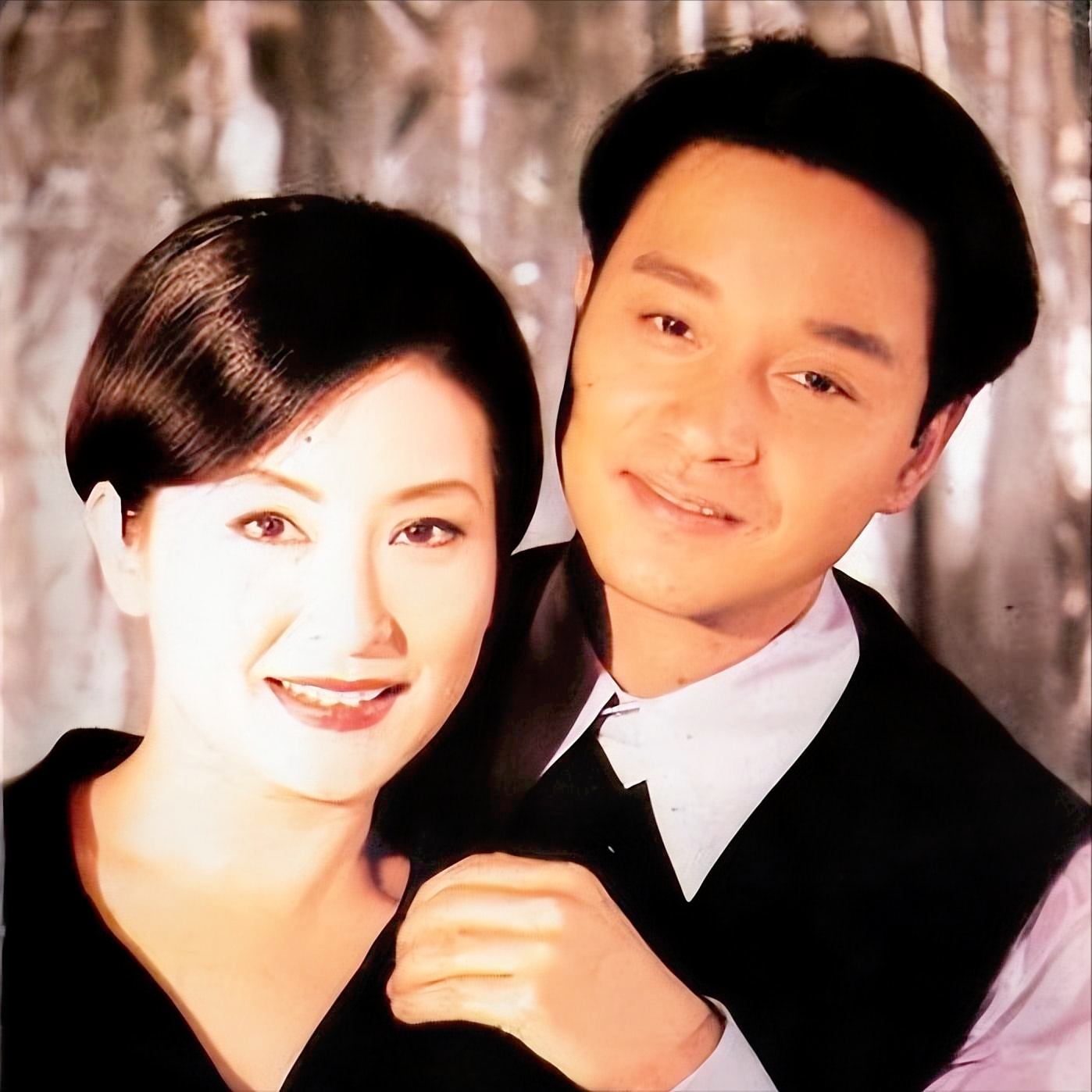 "亚视一姐"28年感情沦陷,61岁独自颓废,细节令人心痛_陈秀雯_父母_国