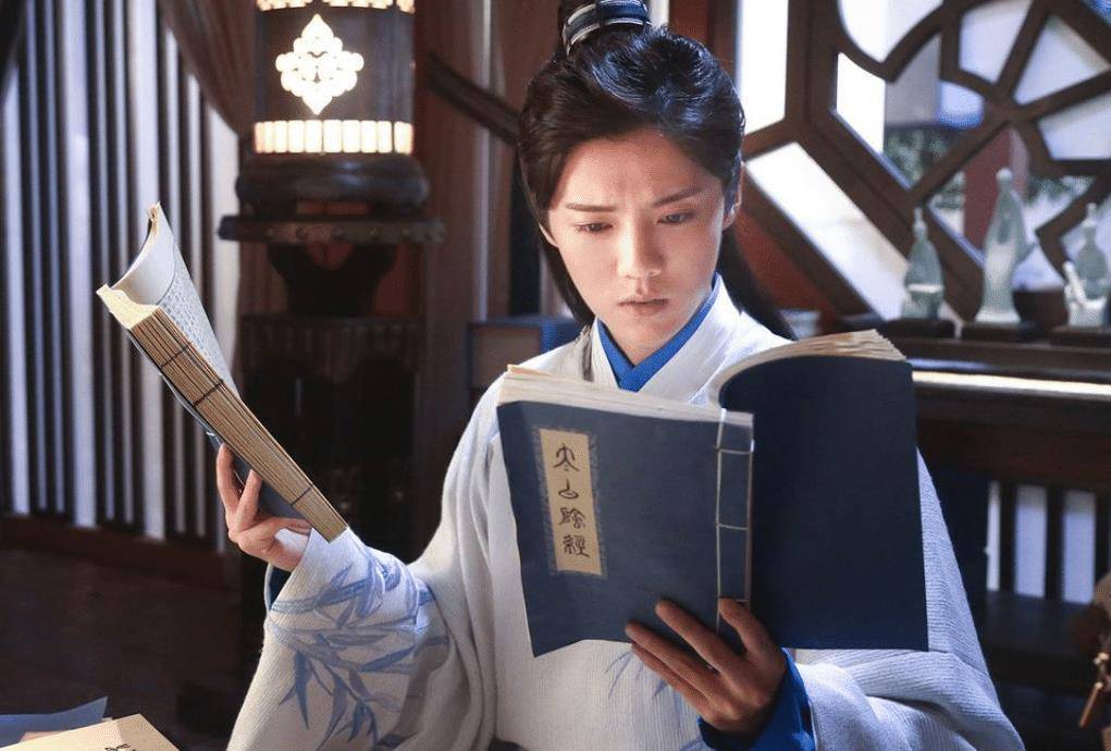 原创原创天官赐福谢怜选角激烈鹿晗丁程鑫呼声高君吾提名太合适