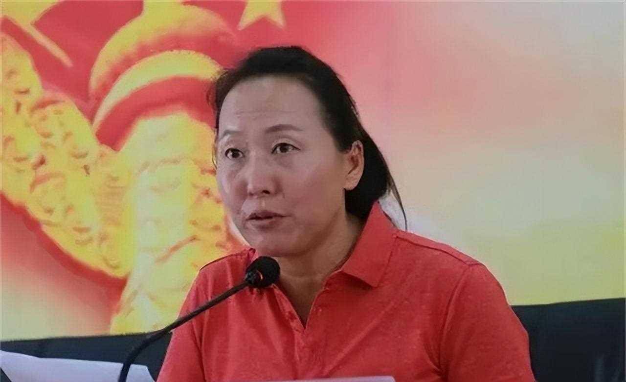 原创东方神鹿王军霞退役移居国外3个孩子3个爹现家庭生赢