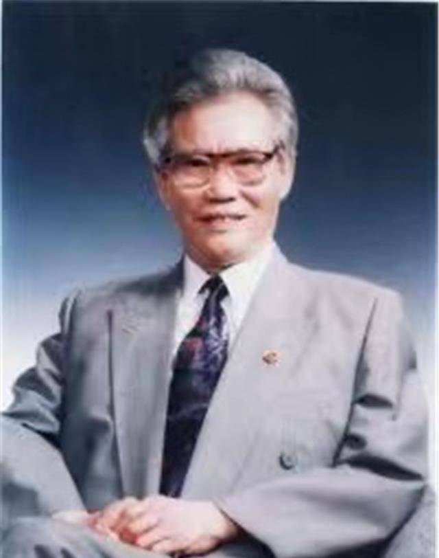 农民运动大王彭湃牺牲后,他儿子的经历更加传奇,之后成就也更高