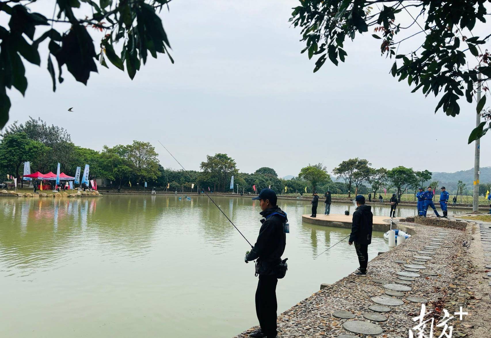 原创玩转水上高尔夫饶平县首届路亚邀请赛举办冠军是