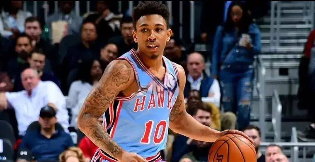 作为2018年以非选秀球员身份进入nba的草根球员,亚当斯在nba的履历