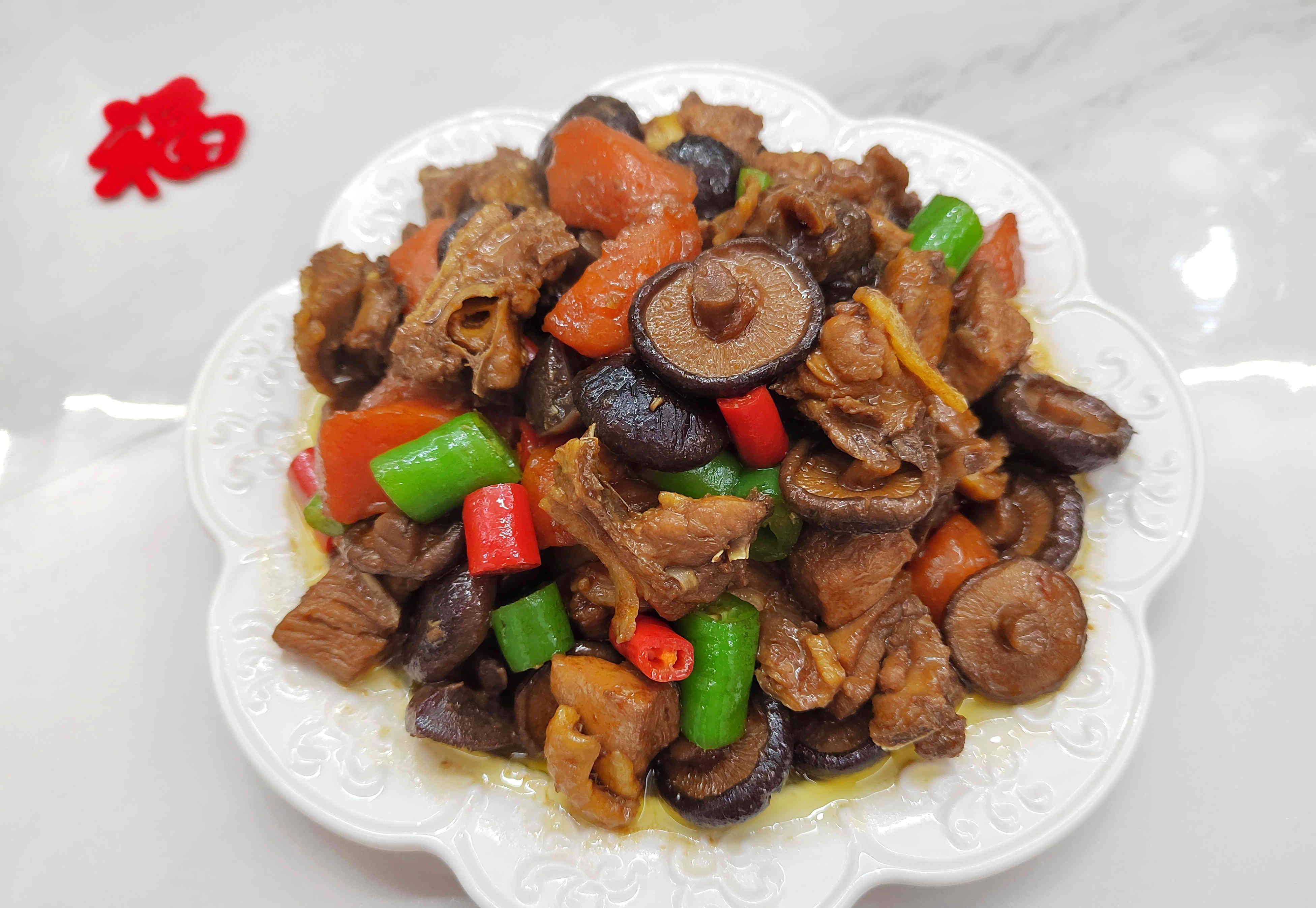 抓住春天"猛涨期",多给孩子吃这菜,促进发育,胜过打生长激素_香菇