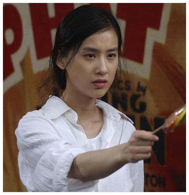 黄圣依晒出40岁生日礼物,andy已长成大人,小儿子可爱乖巧!