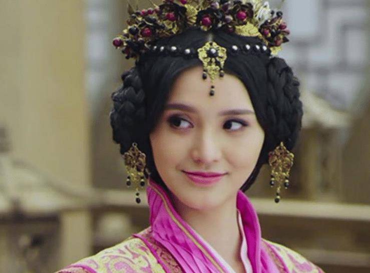 为娶她将她全家杀掉,王朝却意外变得更强大_梁氏_李谅祚_李元昊