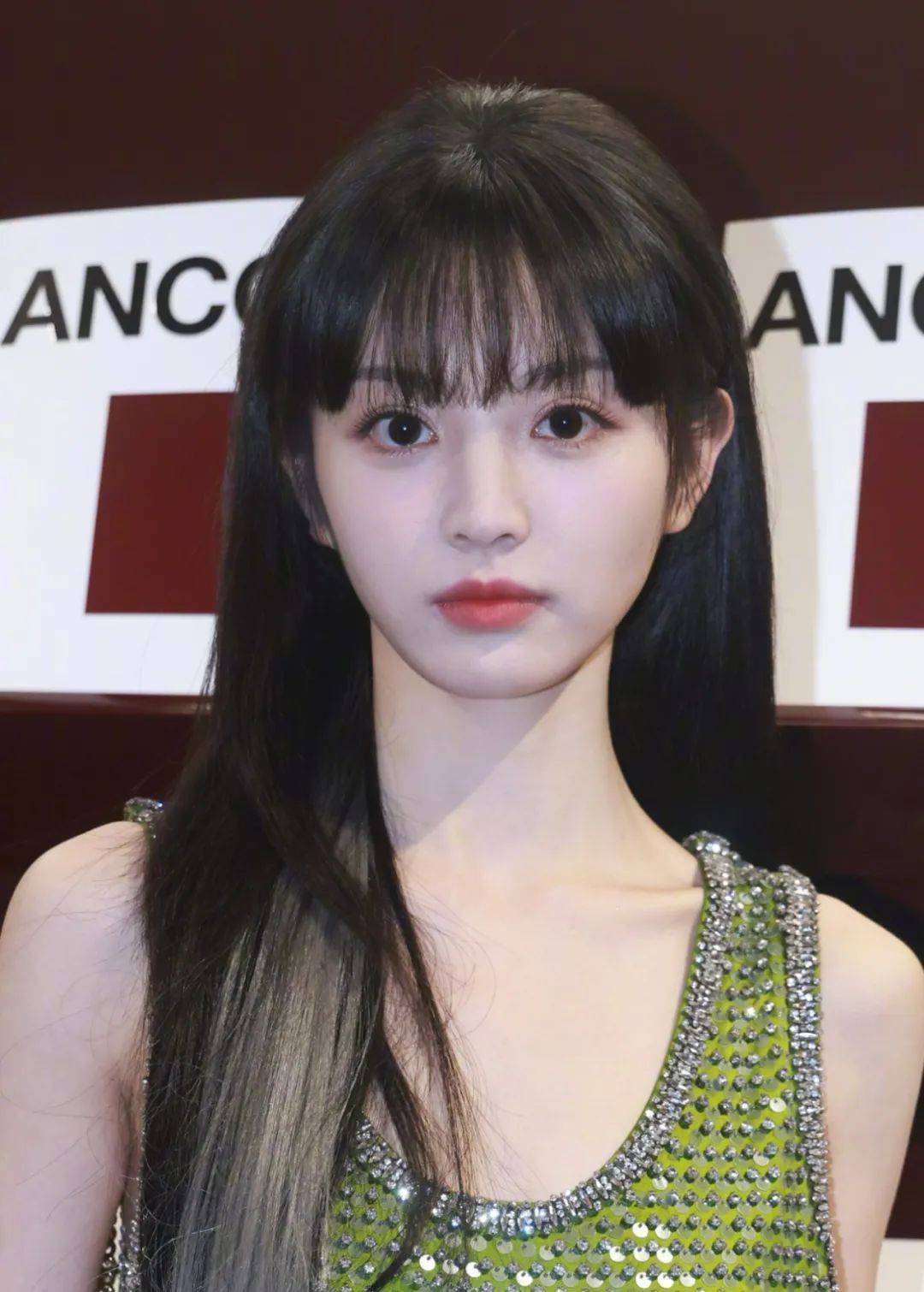 原创这一夜白鹿造型翻车张震穿睡衣像遛弯大叔倪妮全靠脸撑着