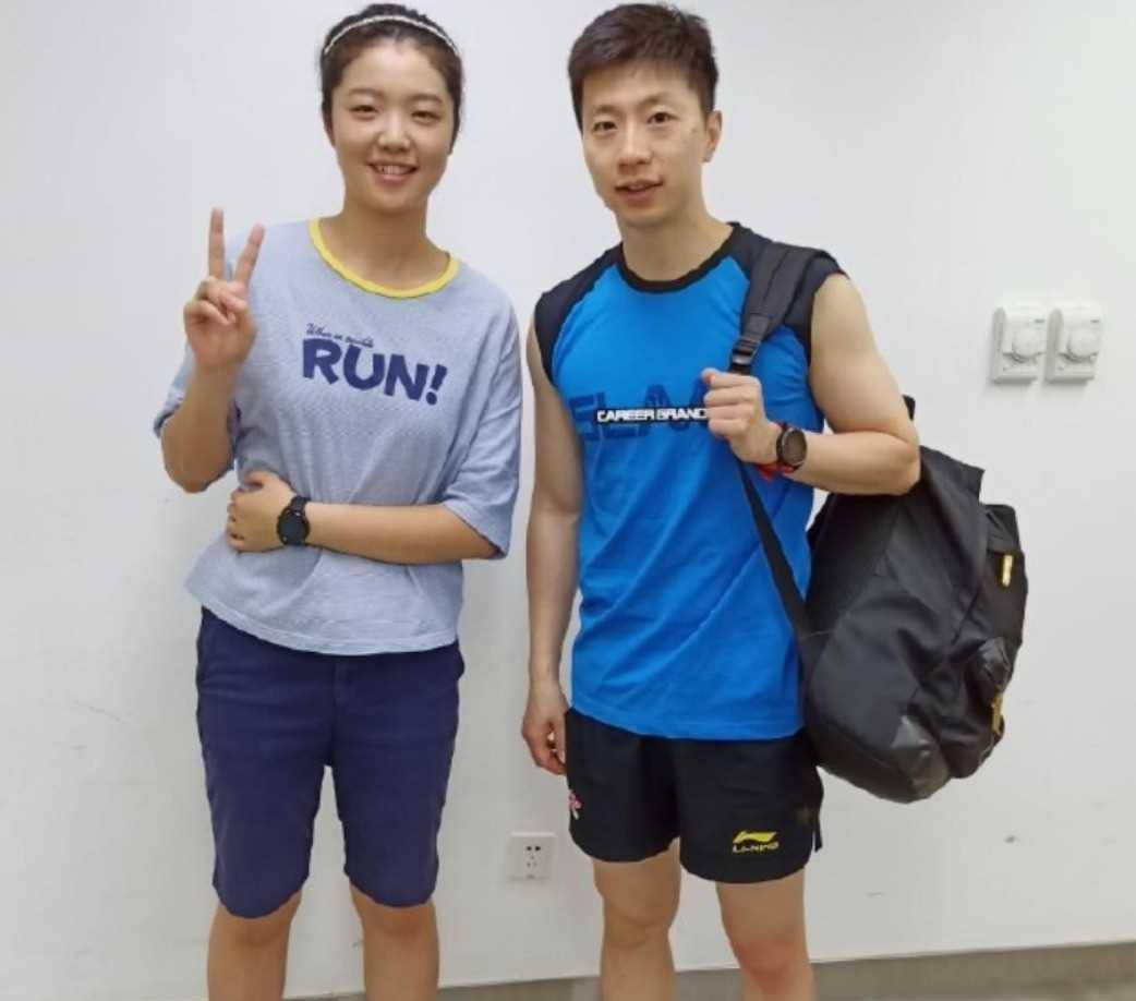 普通职员夏露为何能嫁给马龙18岁时果断追求石川佳纯再谈马